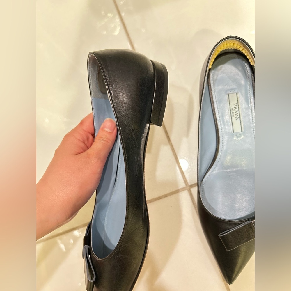 Prada black leather shoes - Picture 6 of 11